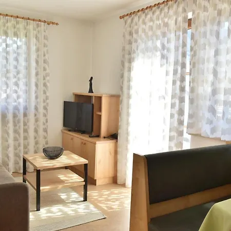 Garni Lenzenhof Aparthotel 3*